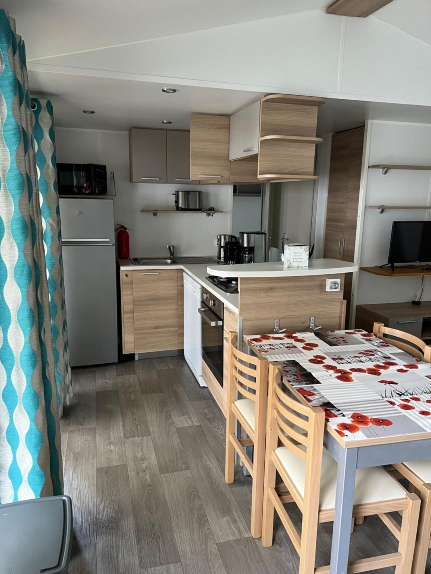 Mobilhome La Carabasse Vias Plage Buitenkant foto